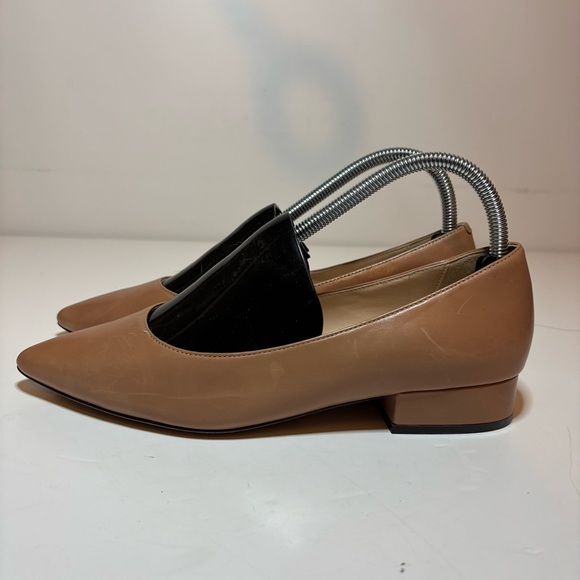 Cole Haan Women’s Vesta Skimmer Pointed Toe Tan Beige Leather Flats Size 8B - Picture 1 of 10